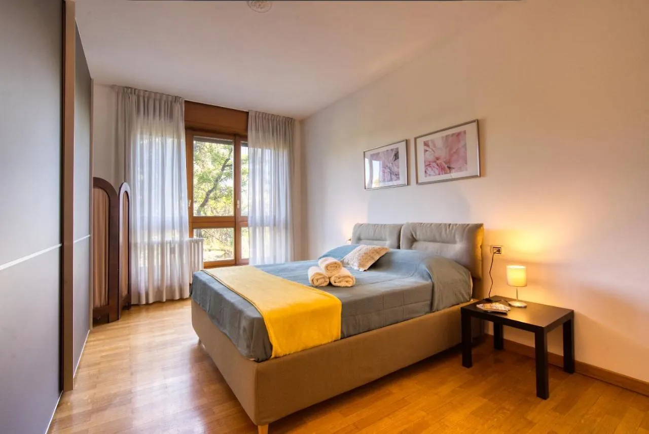 Caseospitali - Life&Thecity Luxury Trilo A Citylife Milan Apartment