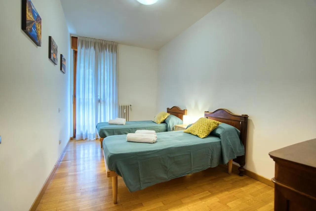 Apartment Caseospitali - Life&Thecity Luxury Trilo A Citylife Milan Italy